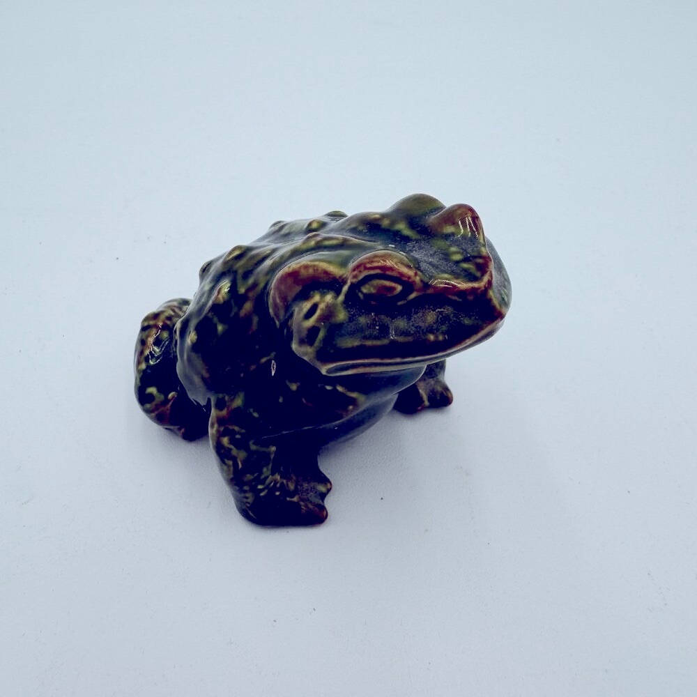 Vintage Atlantic Mold 2" Frog Figurine Green drip  vintage